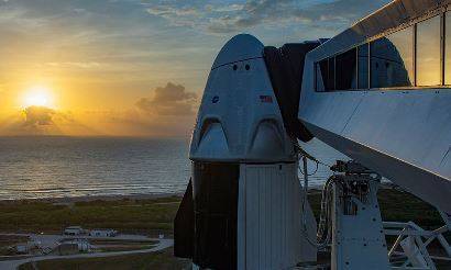 Запуск космического корабля компании SpaceX Dragon Crew к МКС отменен из-за погодных условий