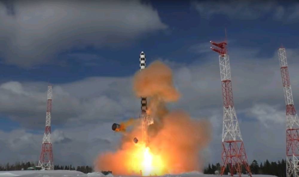 Рогозин рассказал о ходе работ над новой ракетой «Сармат»