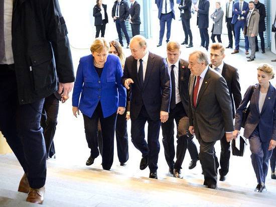 Меркель напомнила, когда ЕС отменит антироссийские санкции