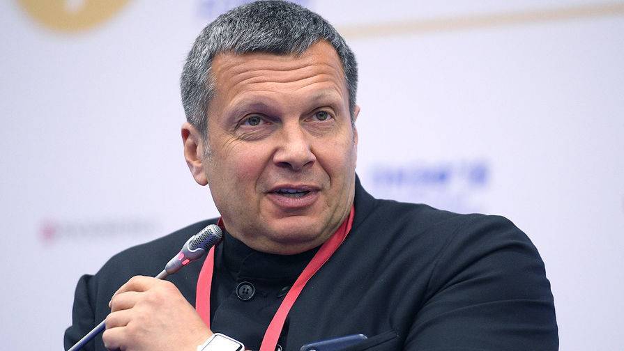 Соловьев осадил украинского журналиста после вопроса Пескову
