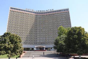 Сингапурская Bashan pte ltd выкупила 80,1% гостиницы "Узбекистан" за 23,2 миллиона долларов