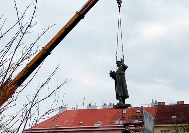 В России возбудили уголовное дело из-за демонтажа памятника Коневу в Праге