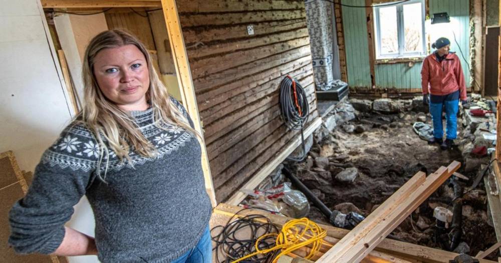 Семейная пара нашла могилу викинга под своей спальней