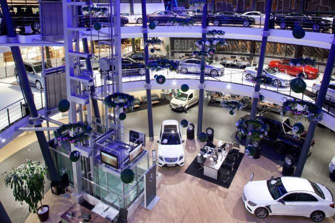 Дилерские центры в Москве возобновят продажи автомобилей с 1 июня