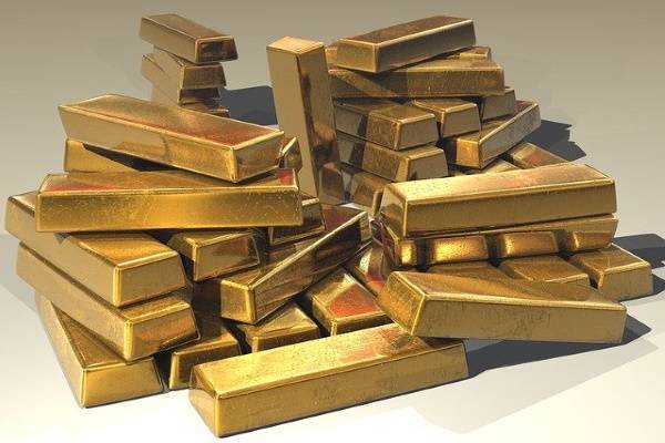 Российские банки ускорили продажу золота