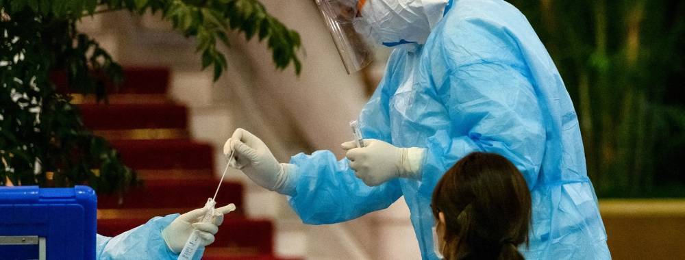 Более 14 тыс. петербуржцев проверили на коронавирус за сутки