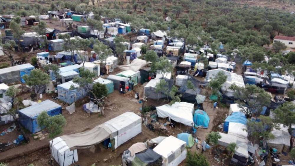 Насилие, убийства, антисанитария: в лагере для беженцев на острове Лесбос коронавирус – не главная проблема