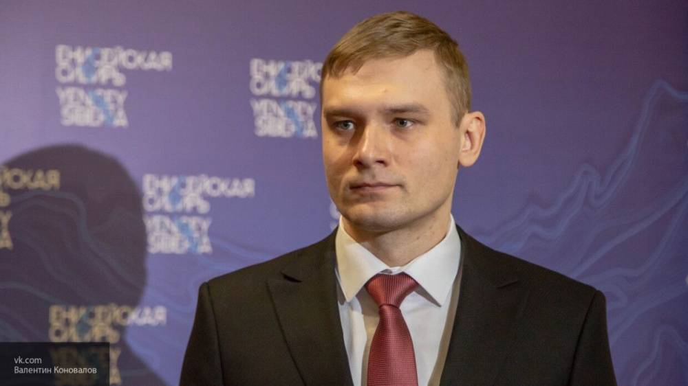 Глава Хакасии Коновалов получил представление из-за нарушений выплат медикам