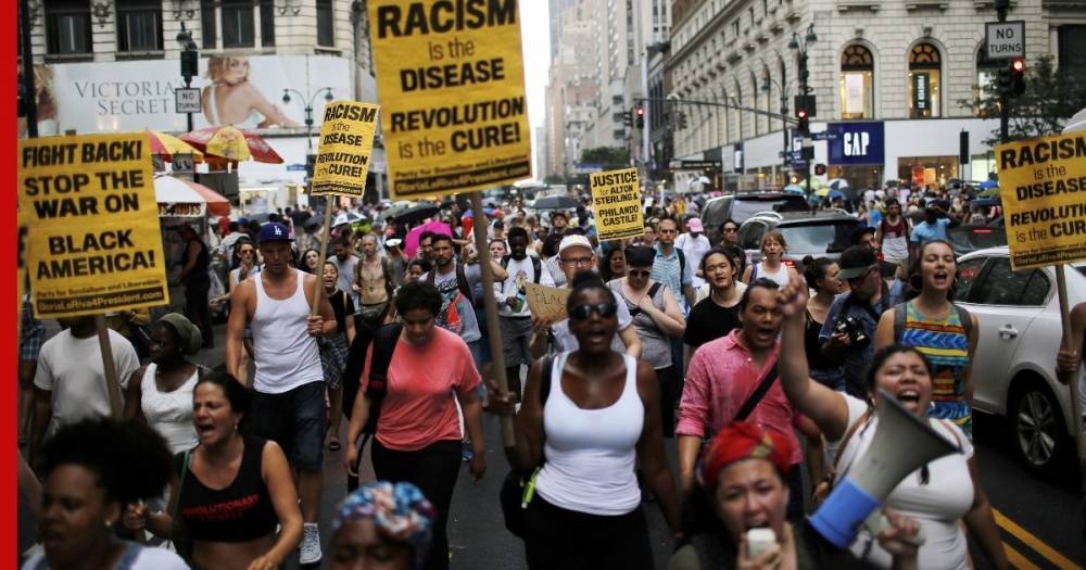 Протесты в США из-за смерти чернокожего перекинулись на Лос-Анджелес