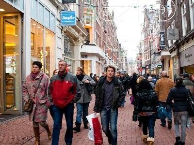 Жители Амстердама требуют освободить центр города от объектов секс-индустрии