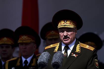 Лукашенко заступился за посетившего парад Победы словацкого посла