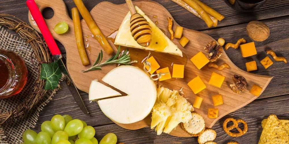 В праздник Шавуот: о пользе и вреде трех самых популярных сортов белого сыра