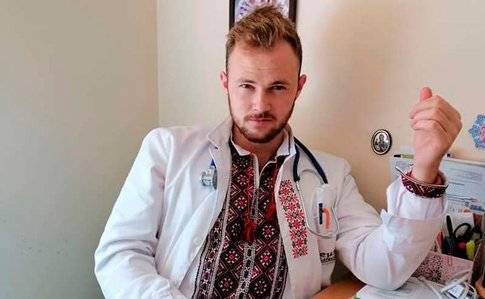 Волынский врач, который переболел коронавирусом, иронически прокомментировал "благодарность" от Елены Зеленской