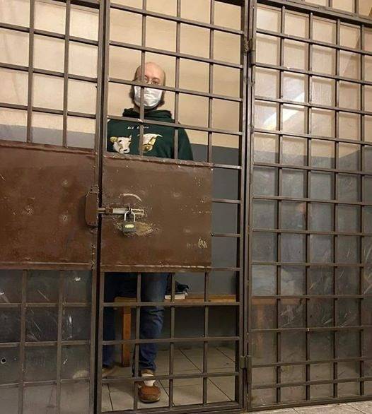 В Москве готовится серия одиночных пикетов в поддержку арестованного Ильи Азара