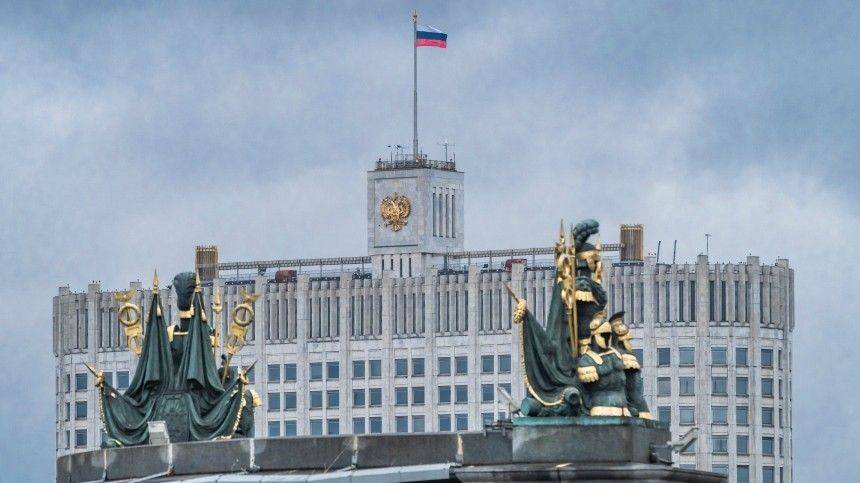Мишустин: кабмин РФ выделит на выплаты медикам более 22 миллиардов рублей