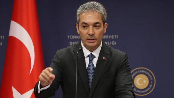 Турция и Греция окунулись в дипломатический скандал: «За варваров ответите»