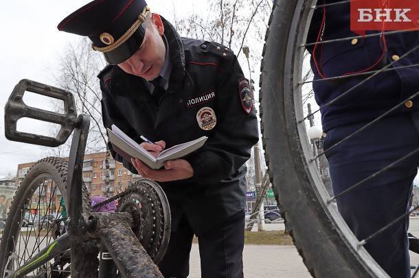 Сыктывкарским полицейским попался любитель чужих велосипедов