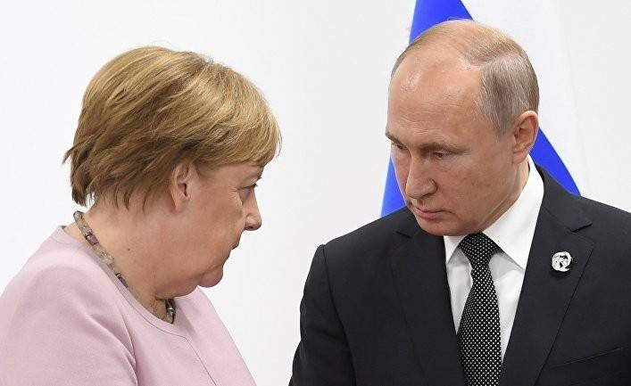 Польские читатели: раньше был пакт Молотова — Риббентропа, а сейчас есть пакт Путина — Меркель (WP)