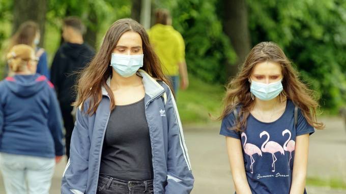 В Петербурге ослабят ограничения из-за коронавируса