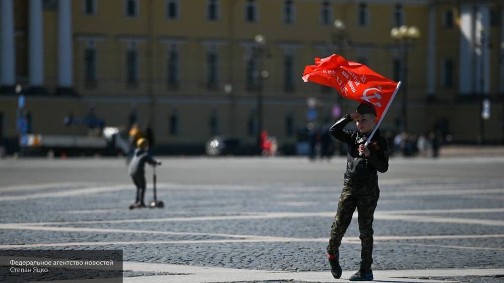 Не поддержавшие парад Победы Вишневский и Мартынов запугивают россиян пандемией