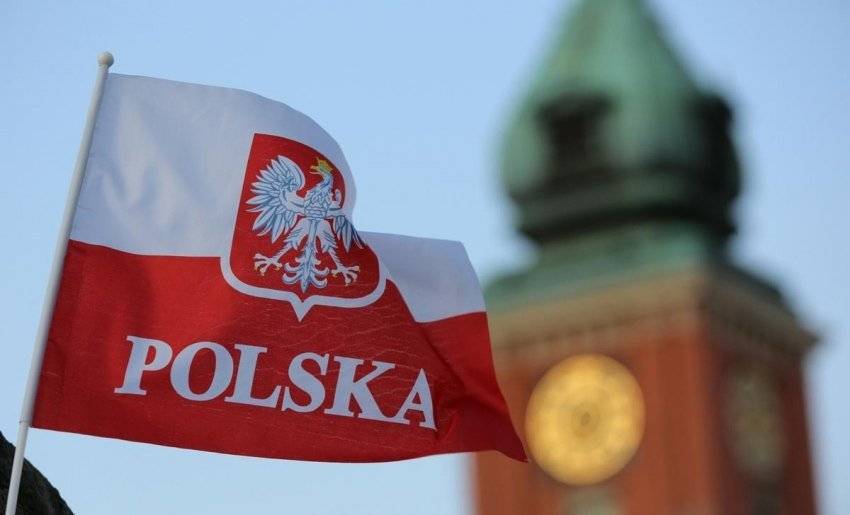 Польша обвиняет Россию в очередной массированной информационной атаке
