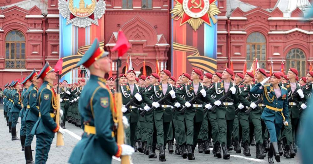 Минобороны РФ начало подготовку к параду Победы