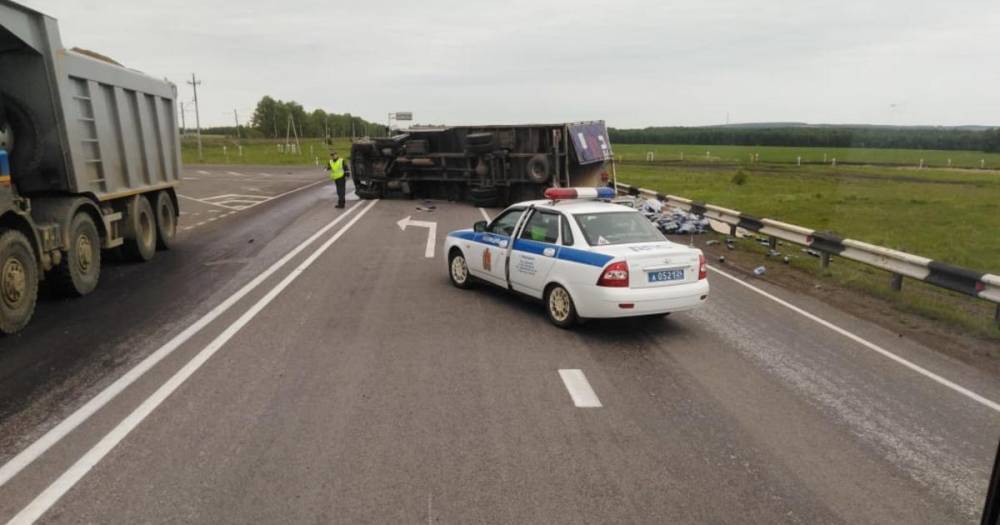 Четыре автомобиля столкнулись в Красноярском крае