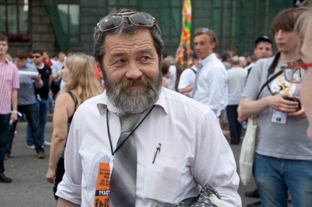 В России умер известный оппозиционер и правозащитник