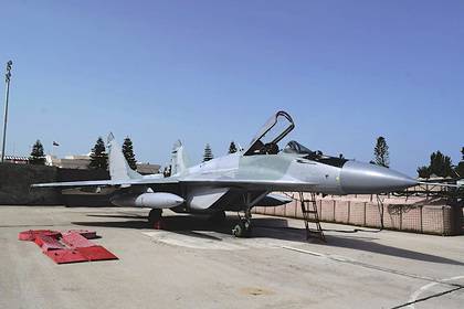 Замазанные «российские» МиГ-29 до отправки в Ливию показали крупным планом