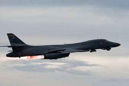 Cтратегические бомбардировщики B-1B ВВС США впервые в истории долетели до Киева