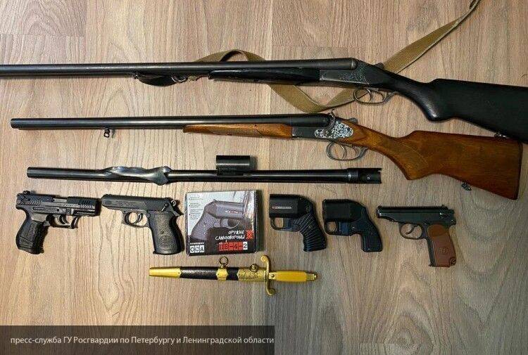 Килограммы боеприпасов и оружия изъяты у подпольных торговцев оружием в Петербурге