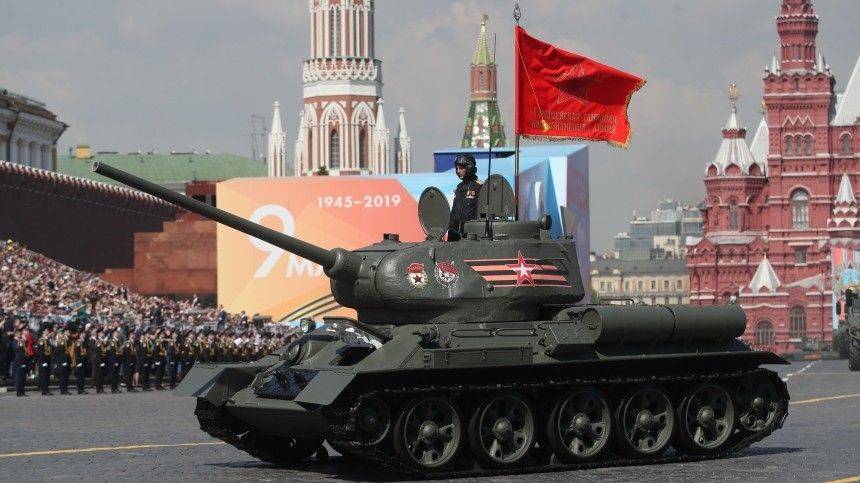 Путин подписал указ о проведении Парада Победы и салюта 24 июня