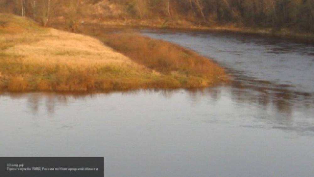 Труп неизвестного мужчины обнаружили в реке под Калининградом