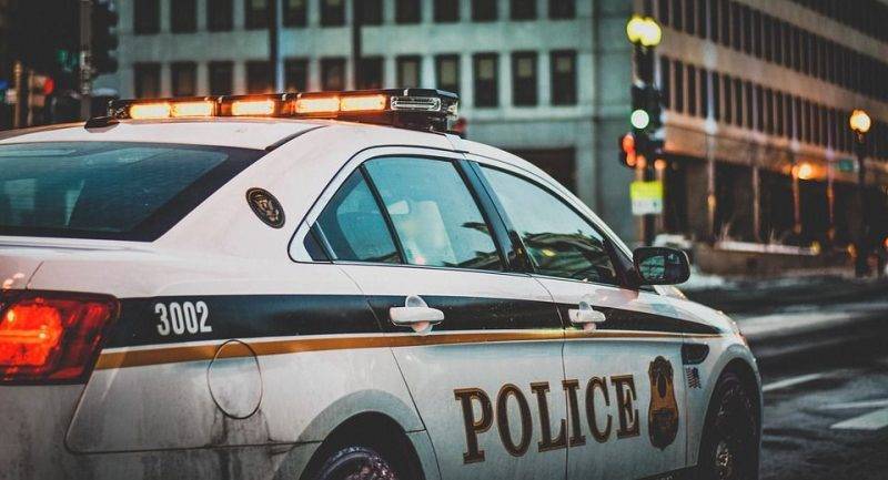 Экс-полицейского задержали в Миннесоте в связи со смертью афроамериканца