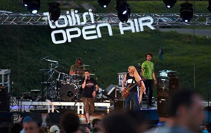 Музыкальный фестиваль Tbilisi Open Air отложили из-за коронавируса