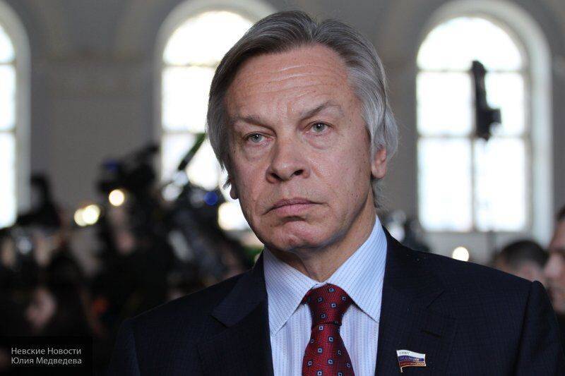 Пушков назвал "мелким фактом" отказ посла Украины в ФРГ от участия в памятной акции