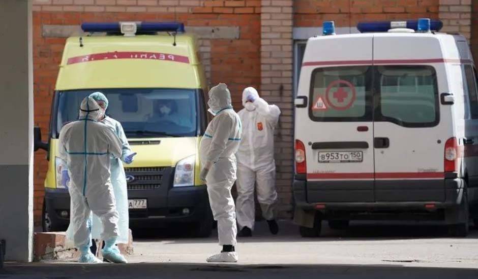 В России за сутки выявили более 10 тысяч новых случаев заражения коронавирусом