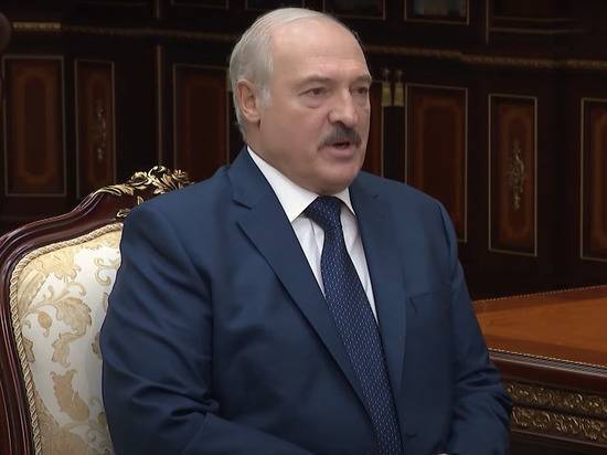 Лукашенко заявил о проведении парада 9 мая вопреки коронавирусу