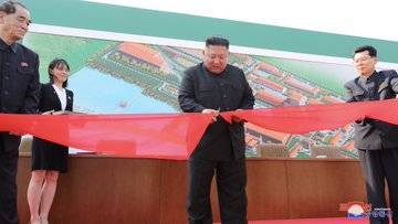 Государственные СМИ Северной Кореи сообщили о появлении Ким Чен Ына на публике