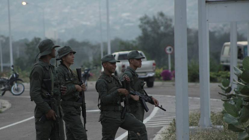 Минобороны Венесуэлы заявило о приведении военных в боевую готовность