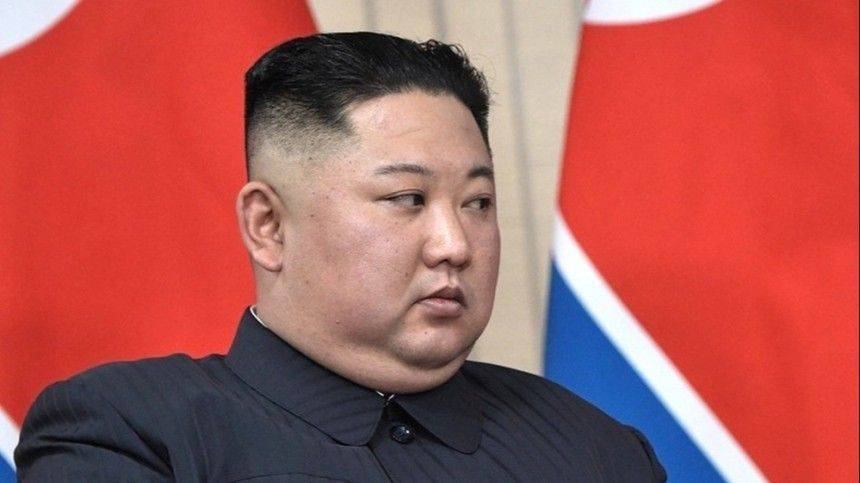 Ким Чен Ын приравнял подростковый секс к измене и решил его запретить
