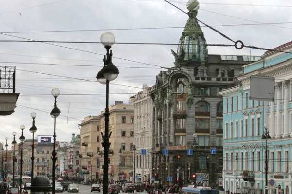 С 1 июня в Петербурге отменяется обязательный «масочно-перчаточный» режим