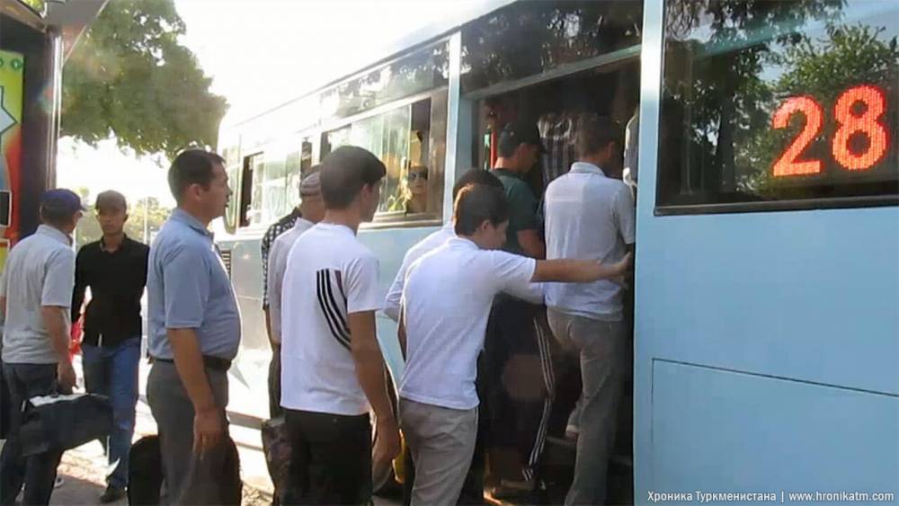 В Туркменистане будут страховать пассажиров всех видов транспорта