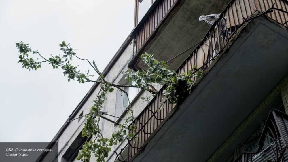 Безработный петербуржец устроил стрельбу с балкона