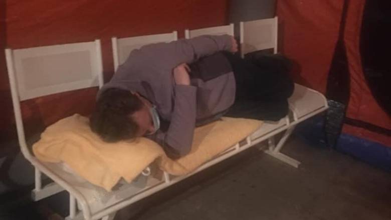На войне как на войне: в Новосибирске больных СOVID-19 селят в палатки