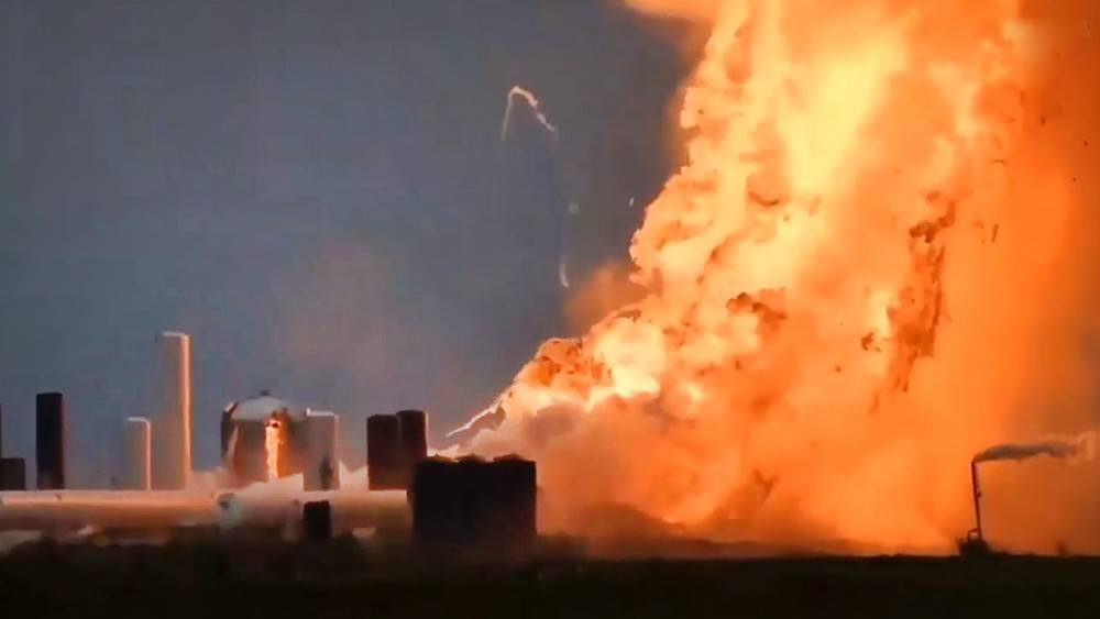 Момент взрыва ракеты Илона Маска попал на видео