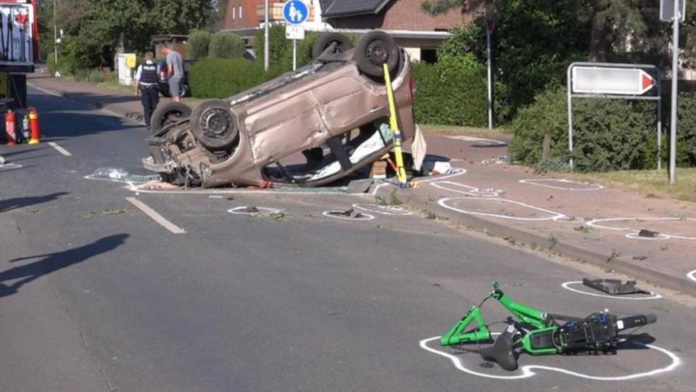 91-летний водитель не справился с управлением и сбил двух велосипедисток. Одна скончалась на месте ДТП