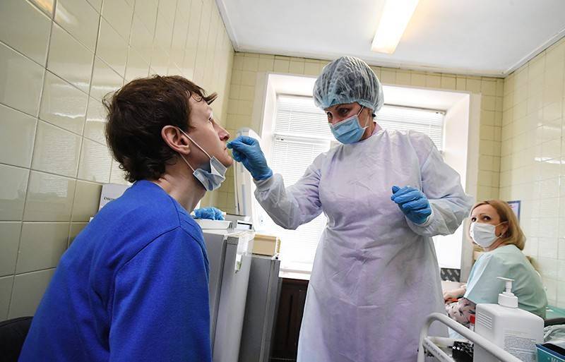 Российскую вакцину от коронавируса можно будет закапать в нос