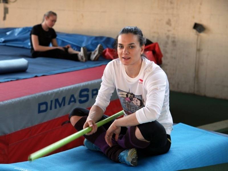 Елена Исинбаева усомнилась в том, что сможет стать хорошим тренером