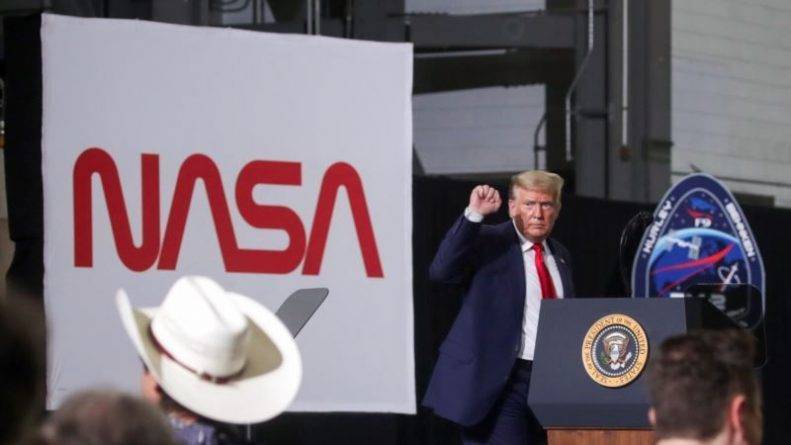 Дональд Трамп - Илона Маску - Трамп: запуск SpaceX с астронавтами на борту вдохновляет всех американцев - usa.one - США